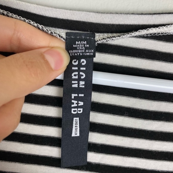 Design Lab Lord & Taylor Striped Asymmetrical Black and White Short Sleeve - Picture 4 of 4